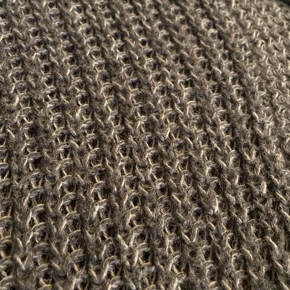 American Eagle Cardigan - Picture 3 of 5